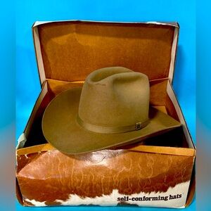 Vintage Resistol XXX Beaver Felt USA 7 5/8 W221 HI-7 Cowboy Hat Western Rodeo